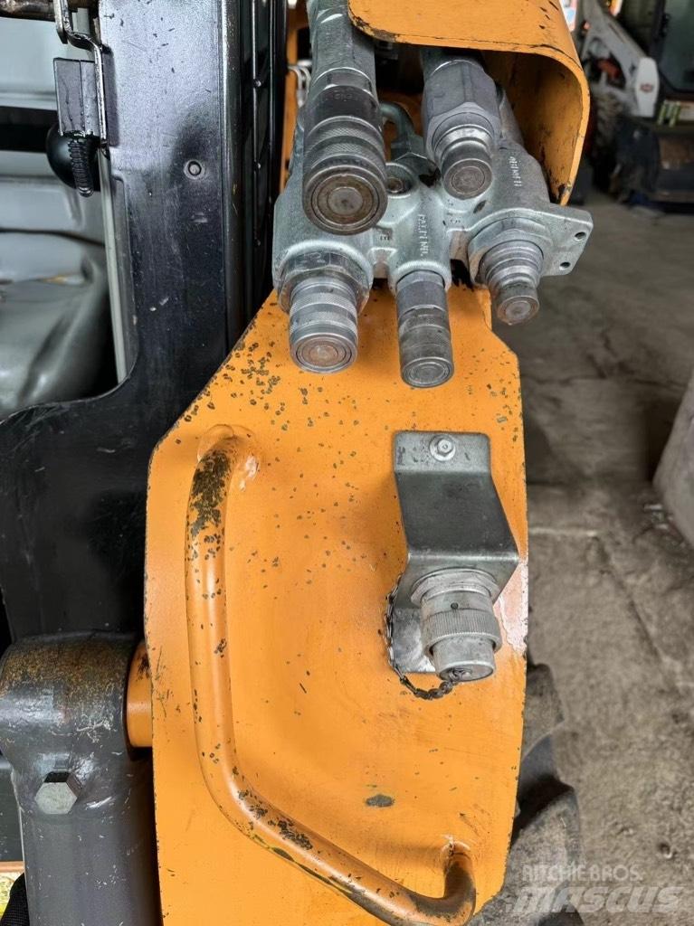 CASE SR 250 Міні-навантажувачі