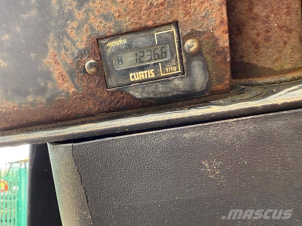 Mecalac TA 3 S Міні самоскиди