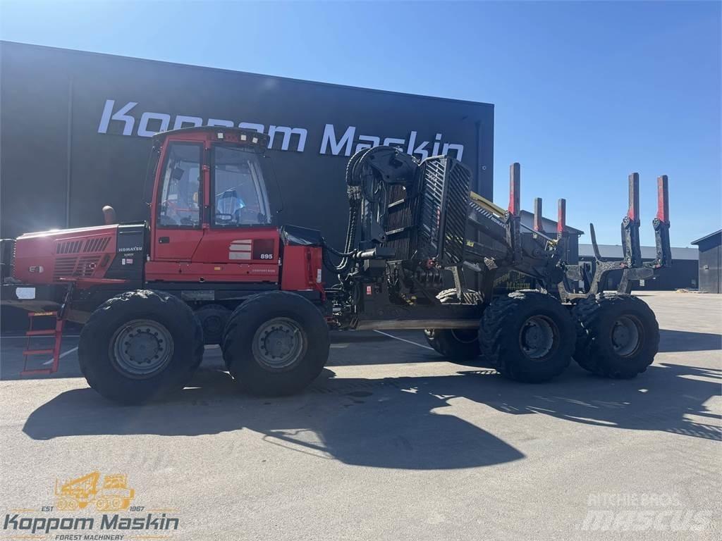 Komatsu 895 Форвардери