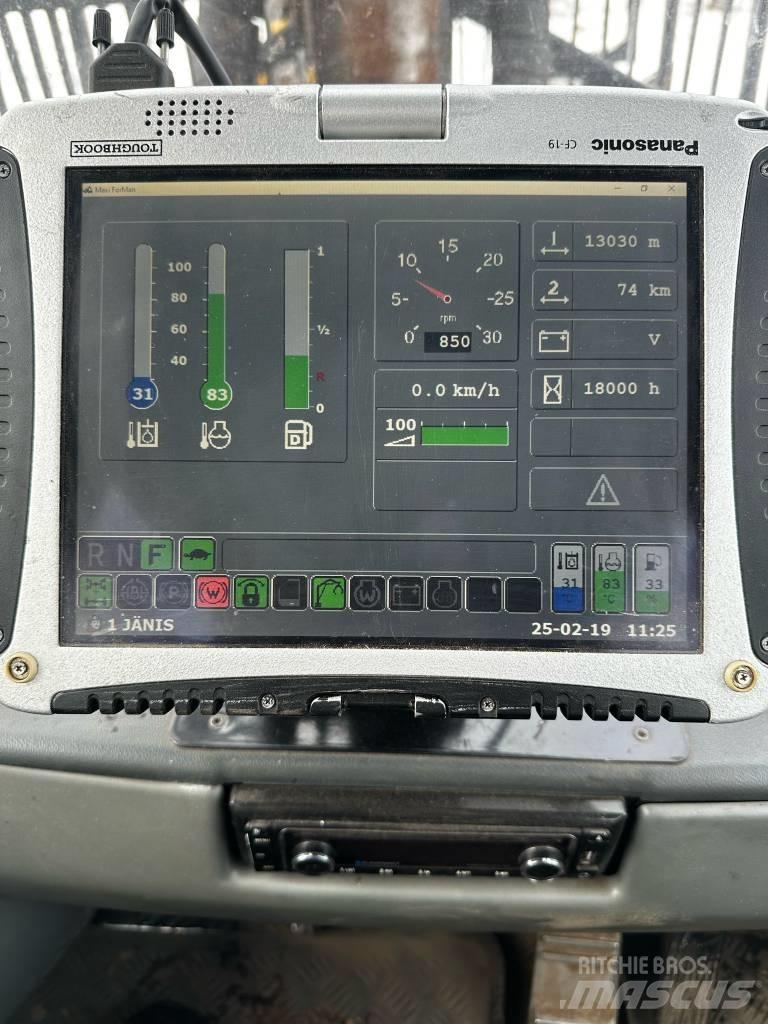 Komatsu 840 TX Форвардери