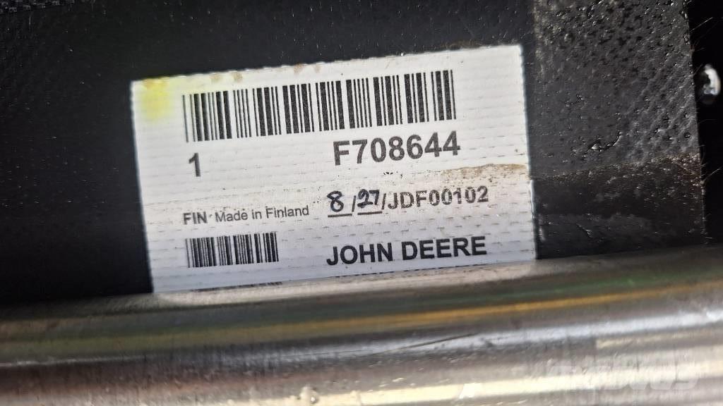 John Deere F708644 Кабіна