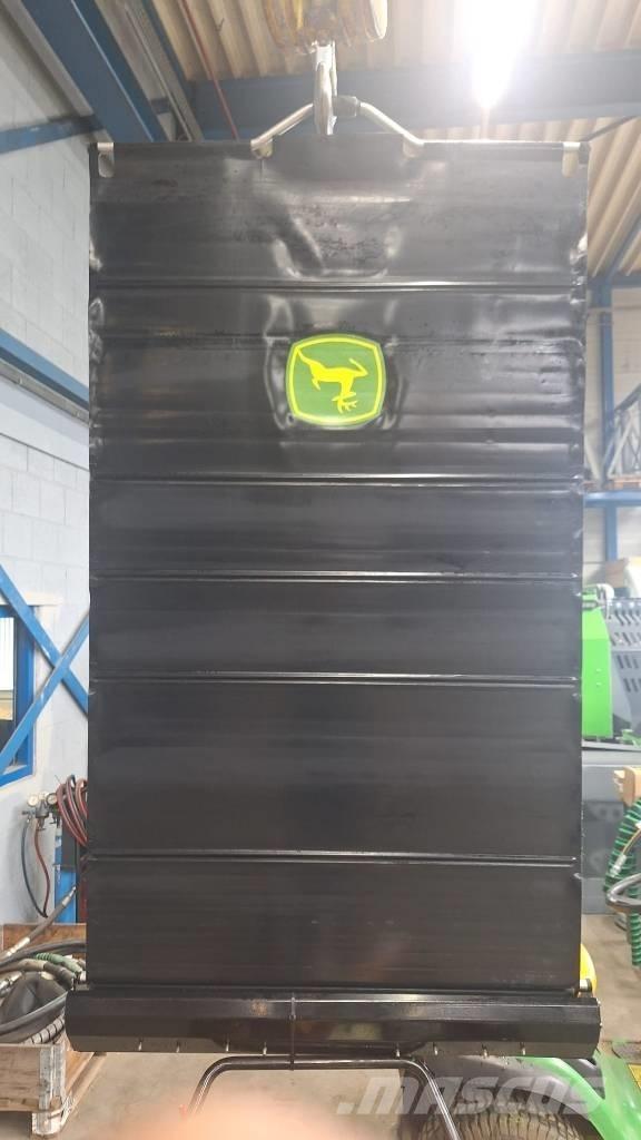 John Deere F708644 Кабіна