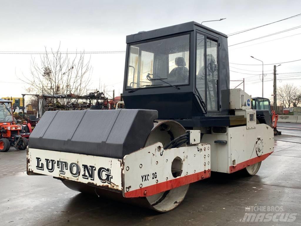 Lutong LTC12G Котки тротуарні