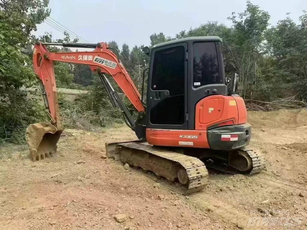 Kubota 165 Гусеничні екскаватори