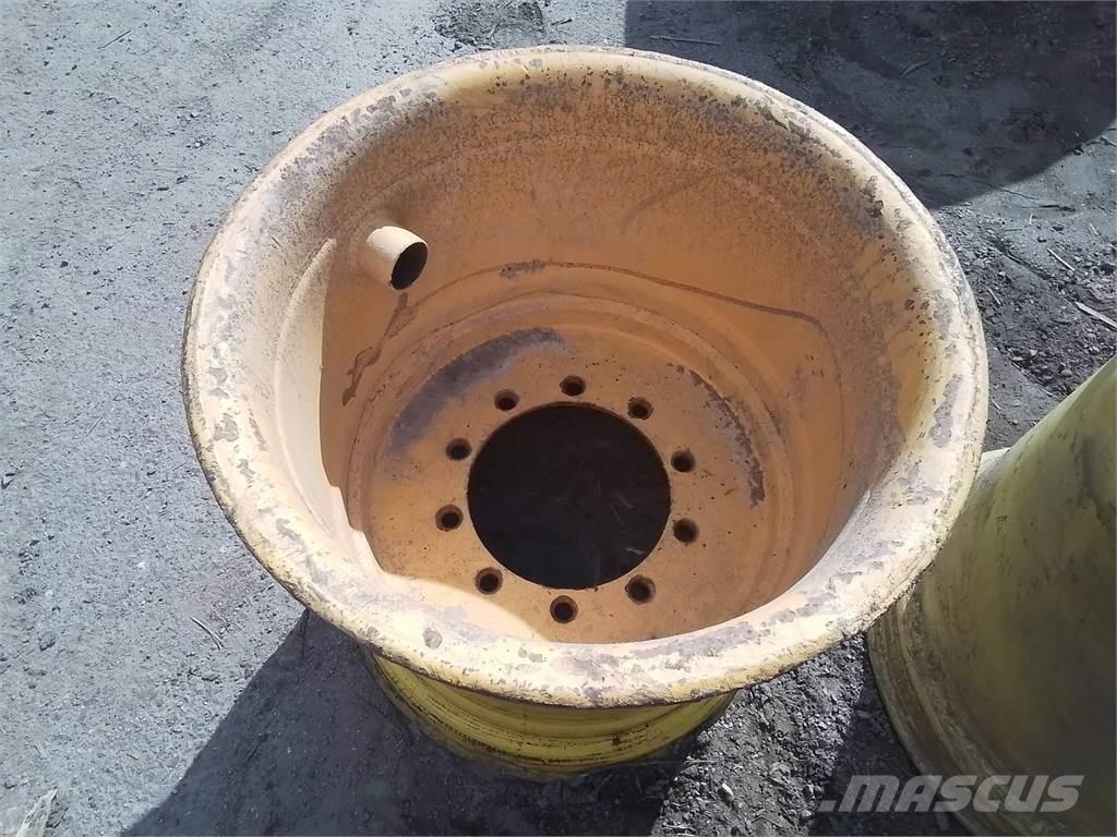 Ösa 250 24x26,5 Шини