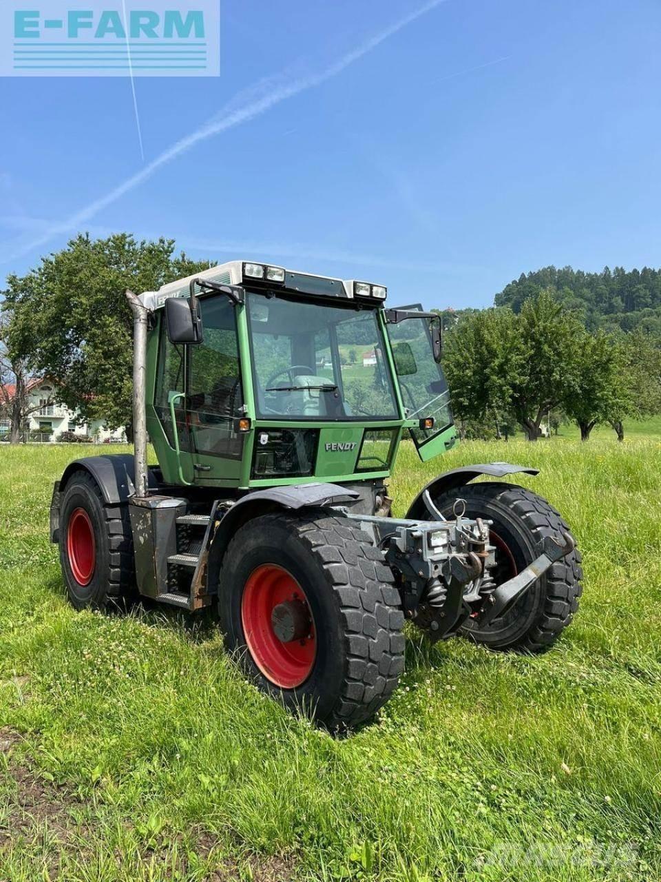 Fendt xylon 524 t Трактори