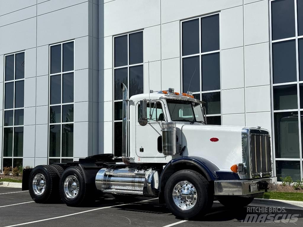 Peterbilt 357 Тягачі