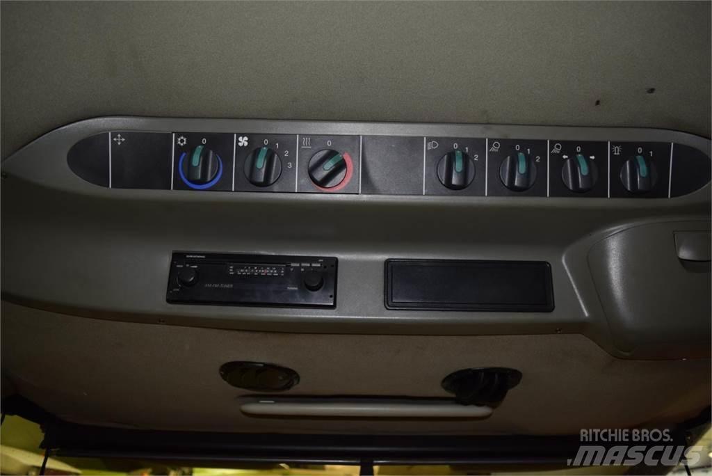 CLAAS Jaguar 900 Кормозбиральні комбайни
