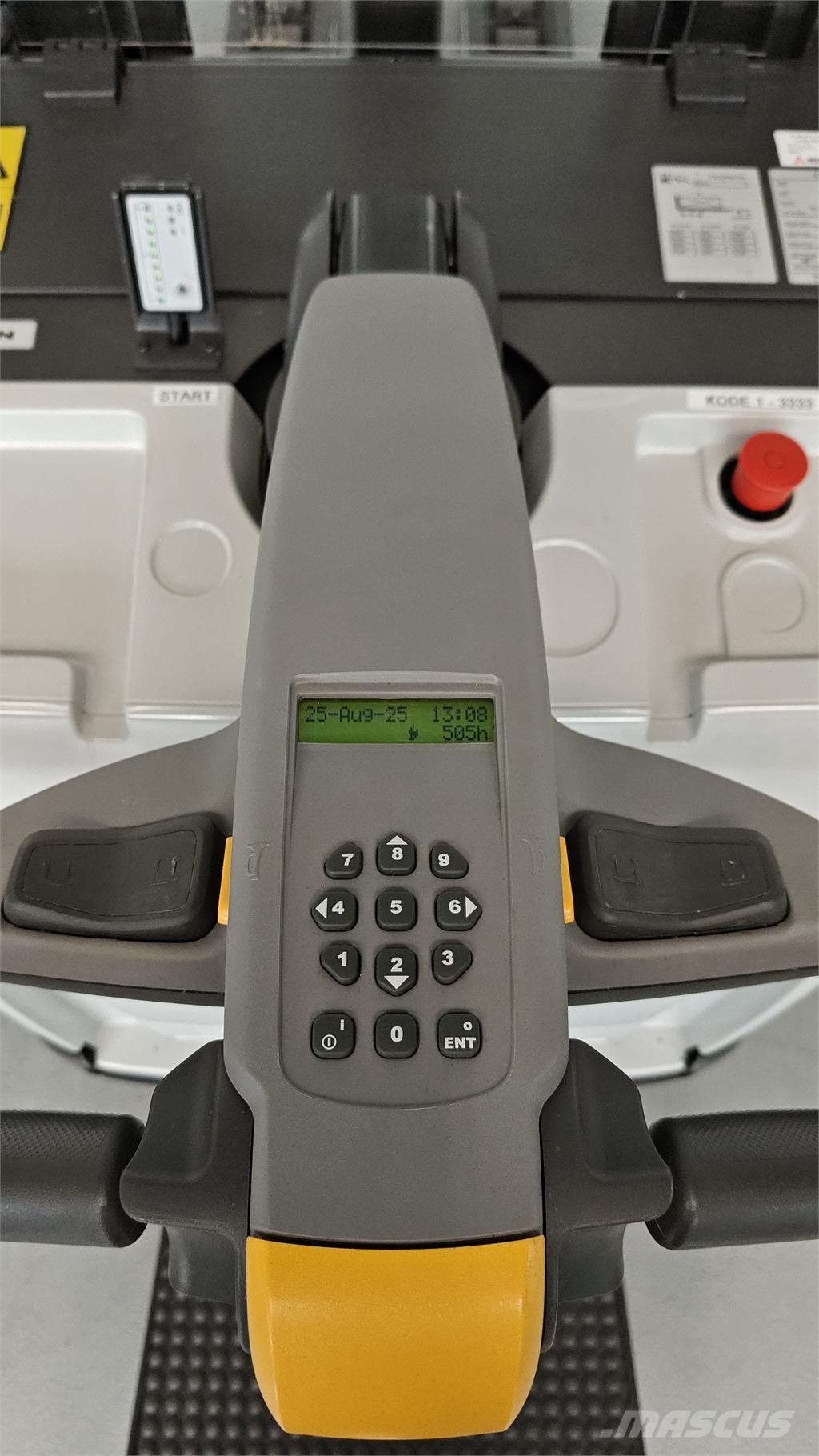 Atlet PSP160 Самохідні електроштабелери