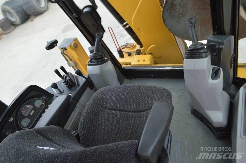 CAT 432 F Екскаватори-навантажувачі