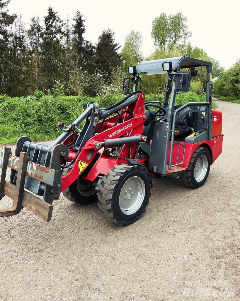 Weidemann 1240LP Малі навантажувачі