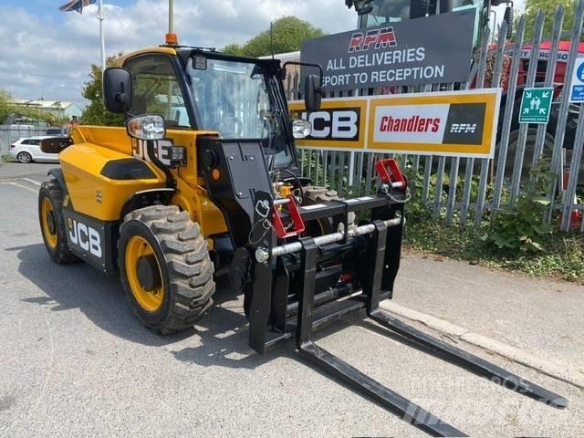 JCB 514-40 Телескопічний навантажувач