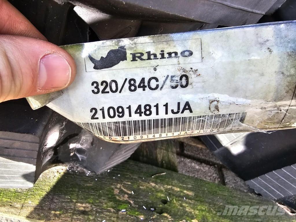 Bobcat T190 Tracks Шини