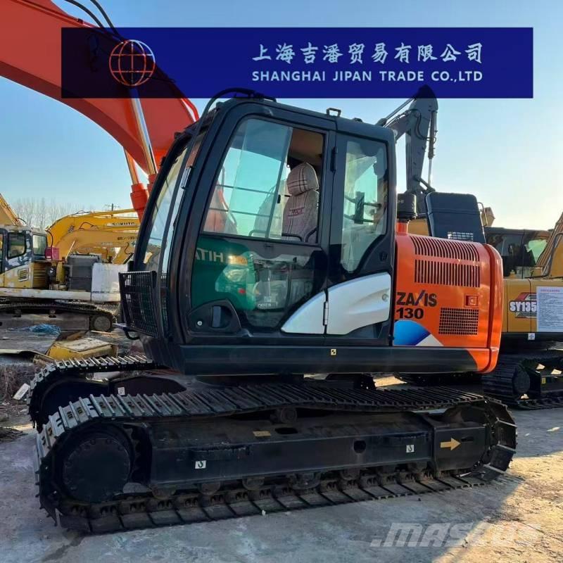 Hitachi ZX 130 Гусеничні екскаватори