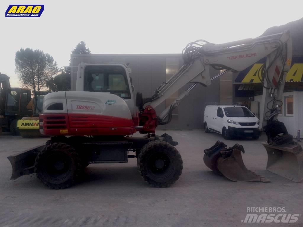 Takeuchi TB 295 W Колісні екскаватори