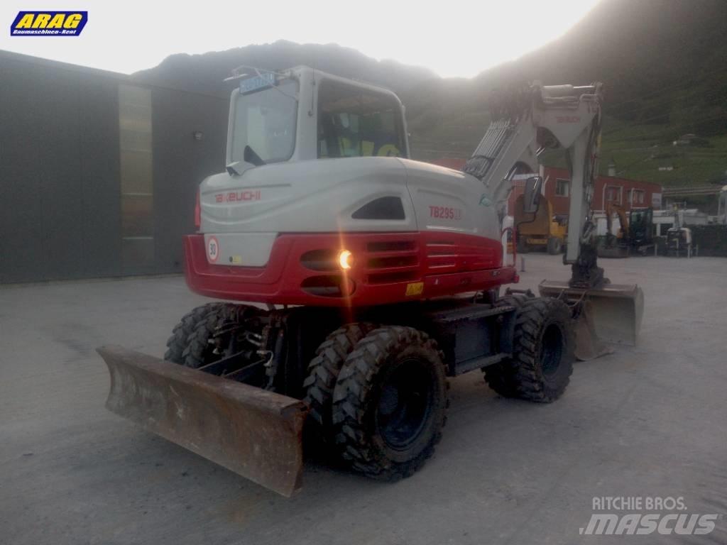 Takeuchi TB 295 W Колісні екскаватори
