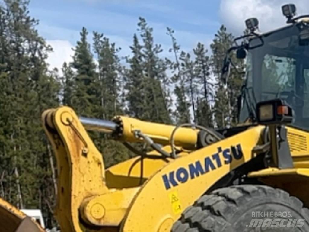 Komatsu WA 500-7 Фронтальні навантажувачі