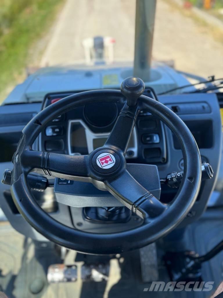 Terex TLB 890 SM Екскаватори-навантажувачі