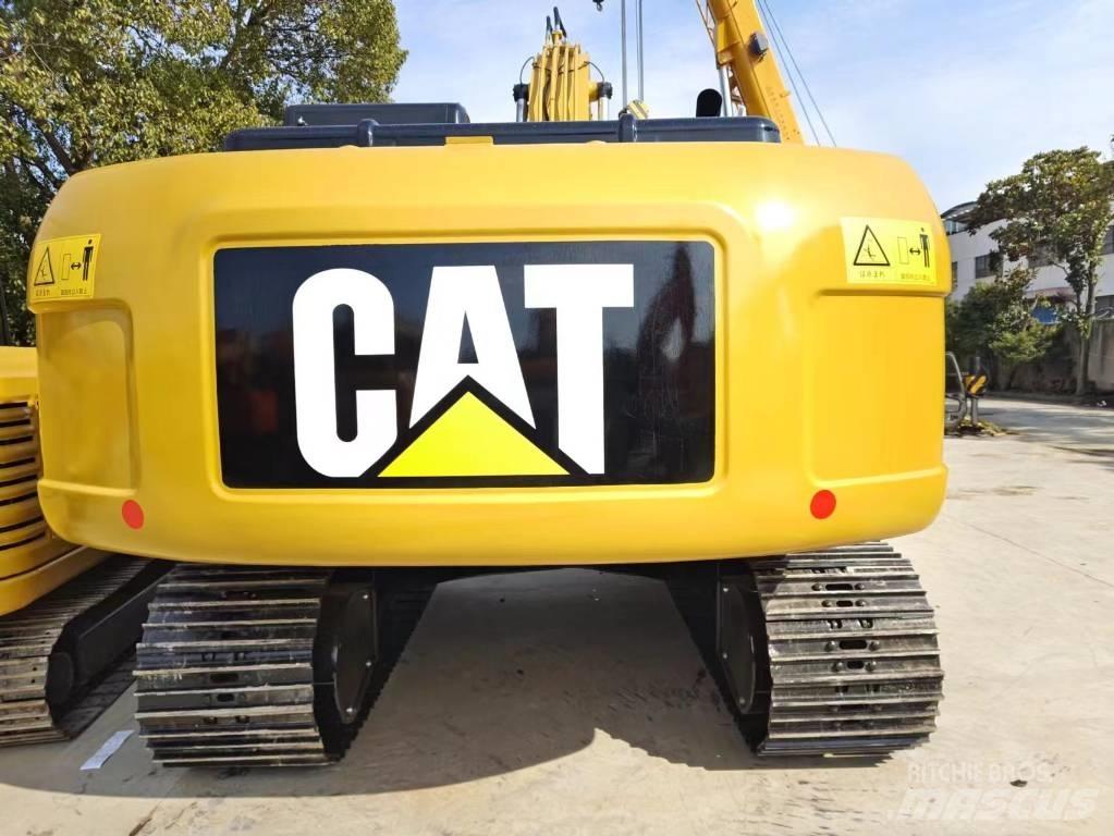 CAT 320 D2 Гусеничні екскаватори