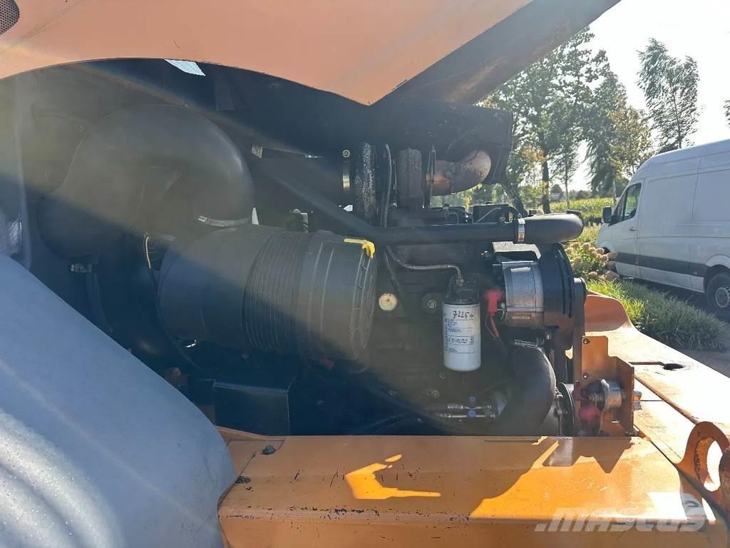 CASE 621D XT Фронтальні навантажувачі