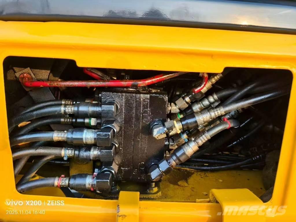 Komatsu PC 40 MR Міні-екскаватори < 7т