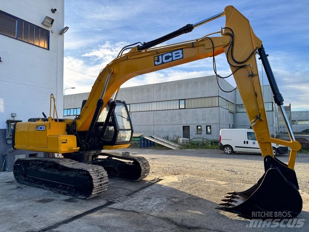 JCB JS 160 LC Гусеничні екскаватори