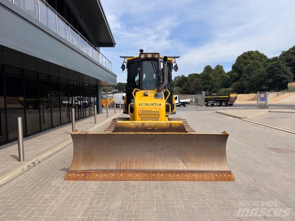 Komatsu D37PXi-24 Гусеничні бульдозери