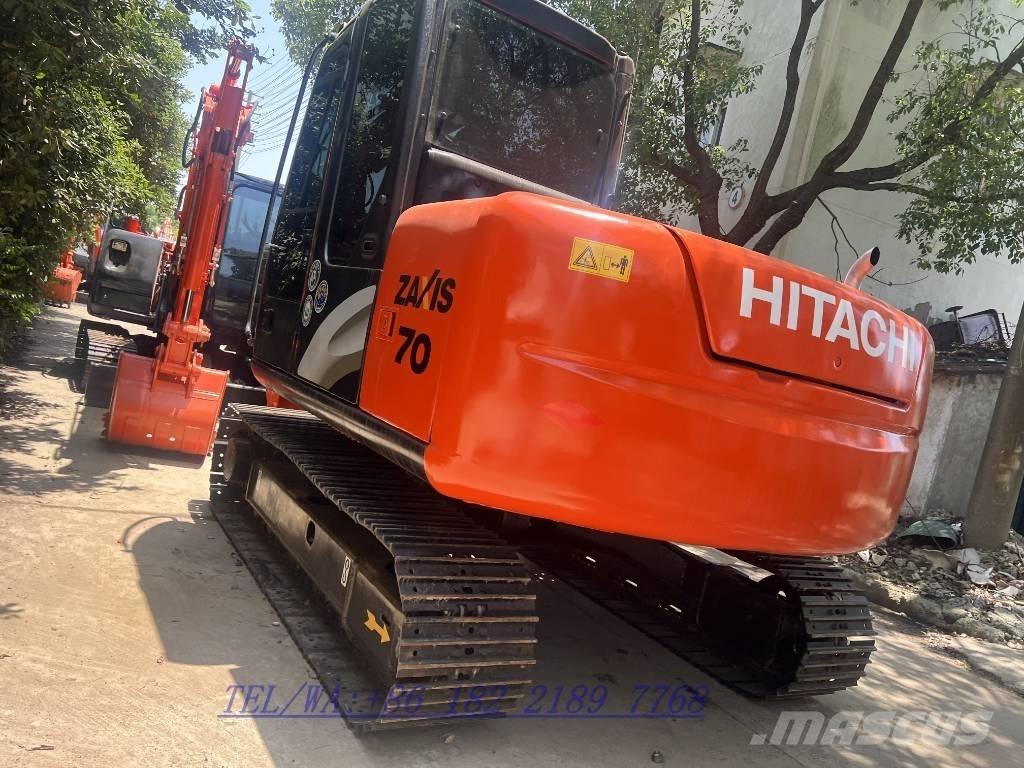 Hitachi ZX70 Середні екскаватори 7т. - 12т.