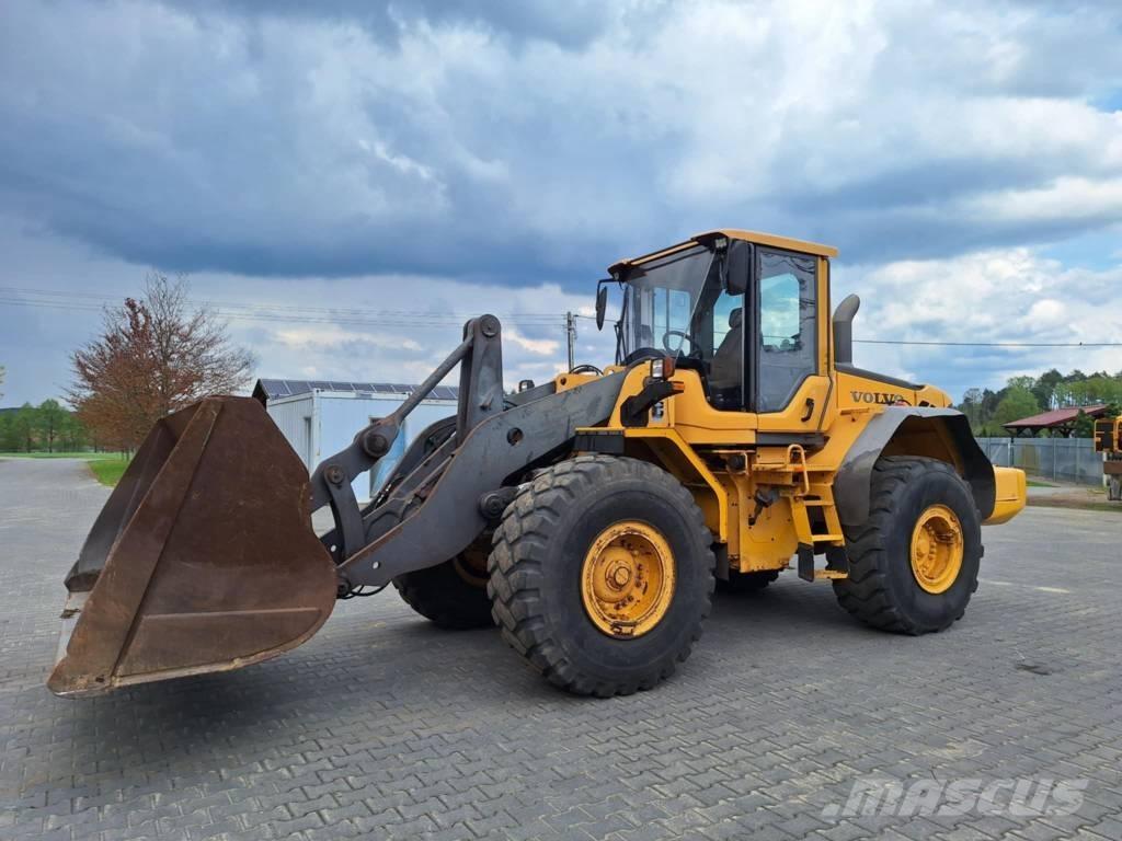 Volvo L 120 F Фронтальні навантажувачі
