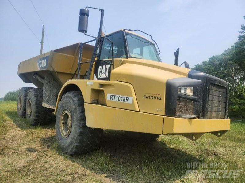 CAT 740 B Зчленовані самоскиди