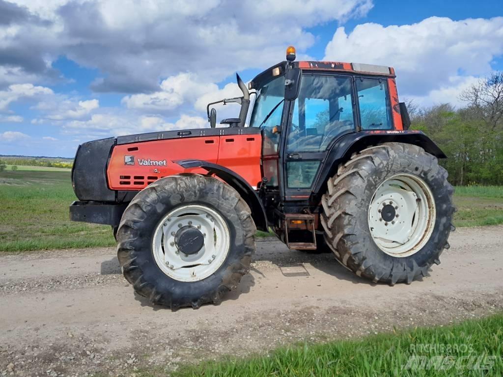 Valmet 8450 Трактори