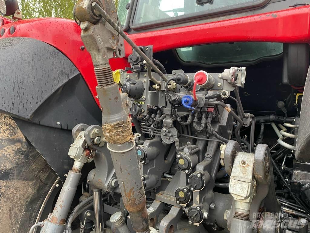 Massey Ferguson 7726 Трактори