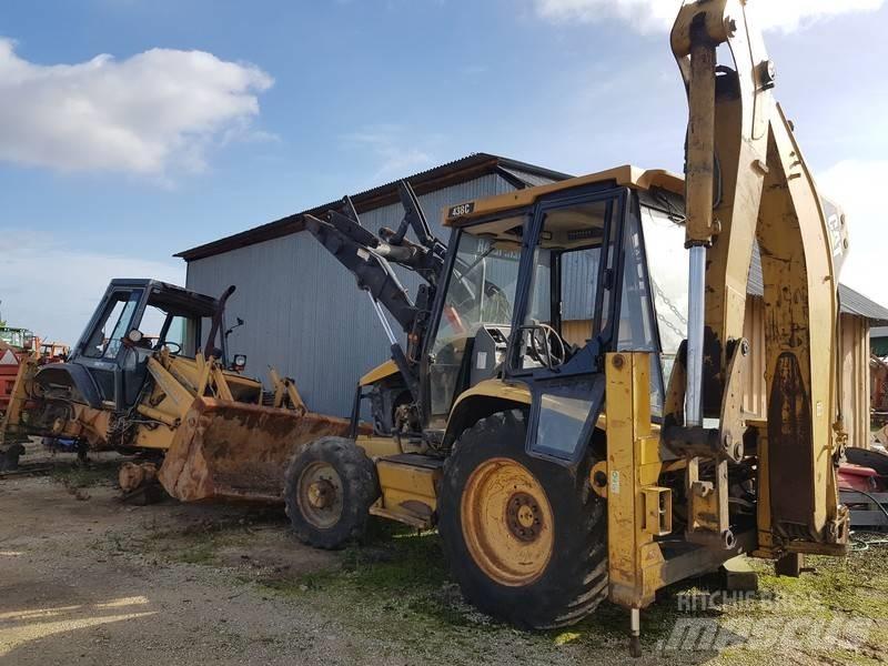 CAT 438C Бони і ковші