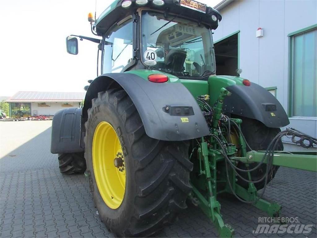 John Deere 8370R Трактори