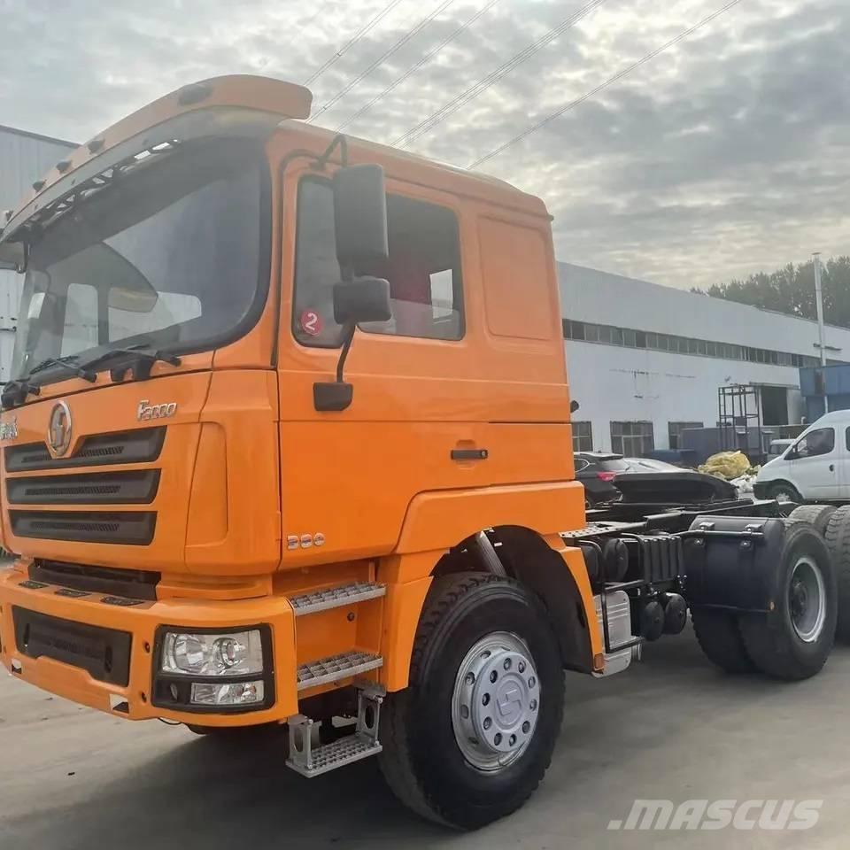 Shacman F3000 6x4 Тягачі