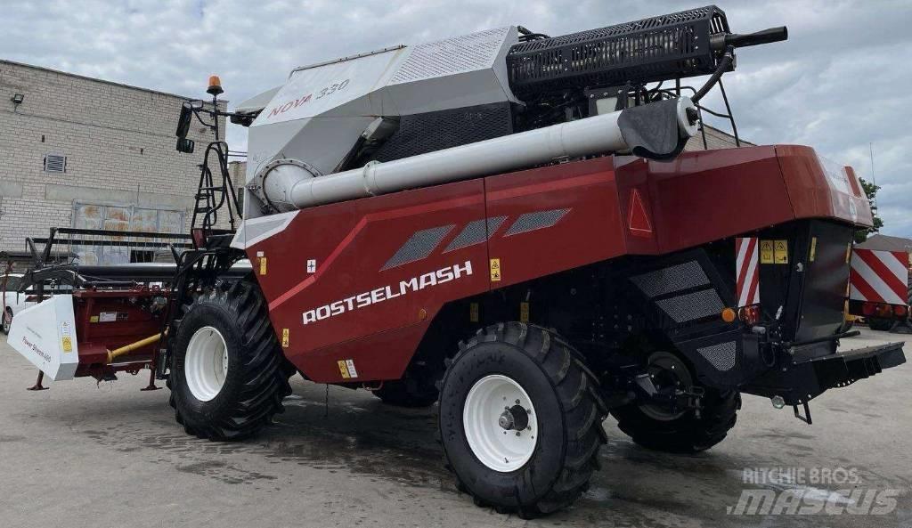 Rostselmash Nova 330 Зернозбиральні комбайни