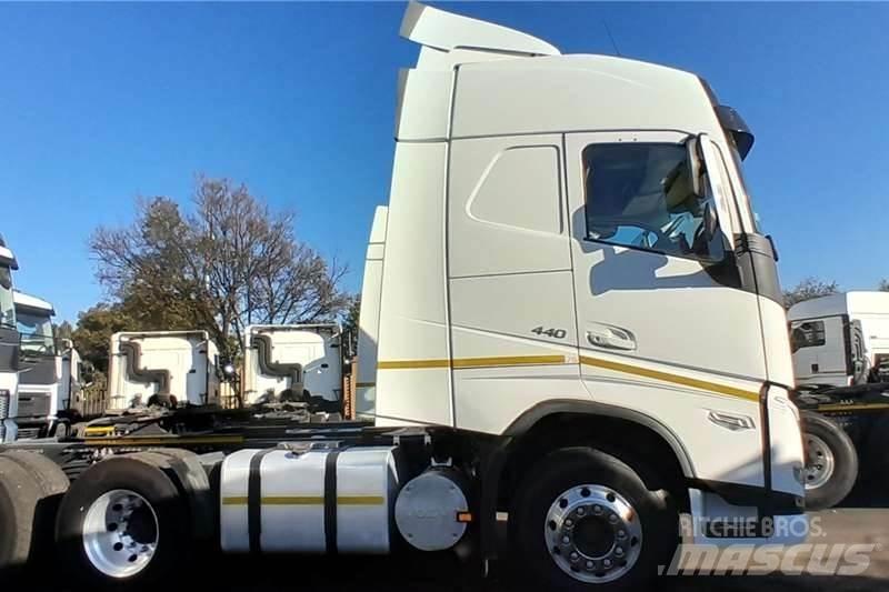 Volvo FH 440 Вантажівки / спеціальні