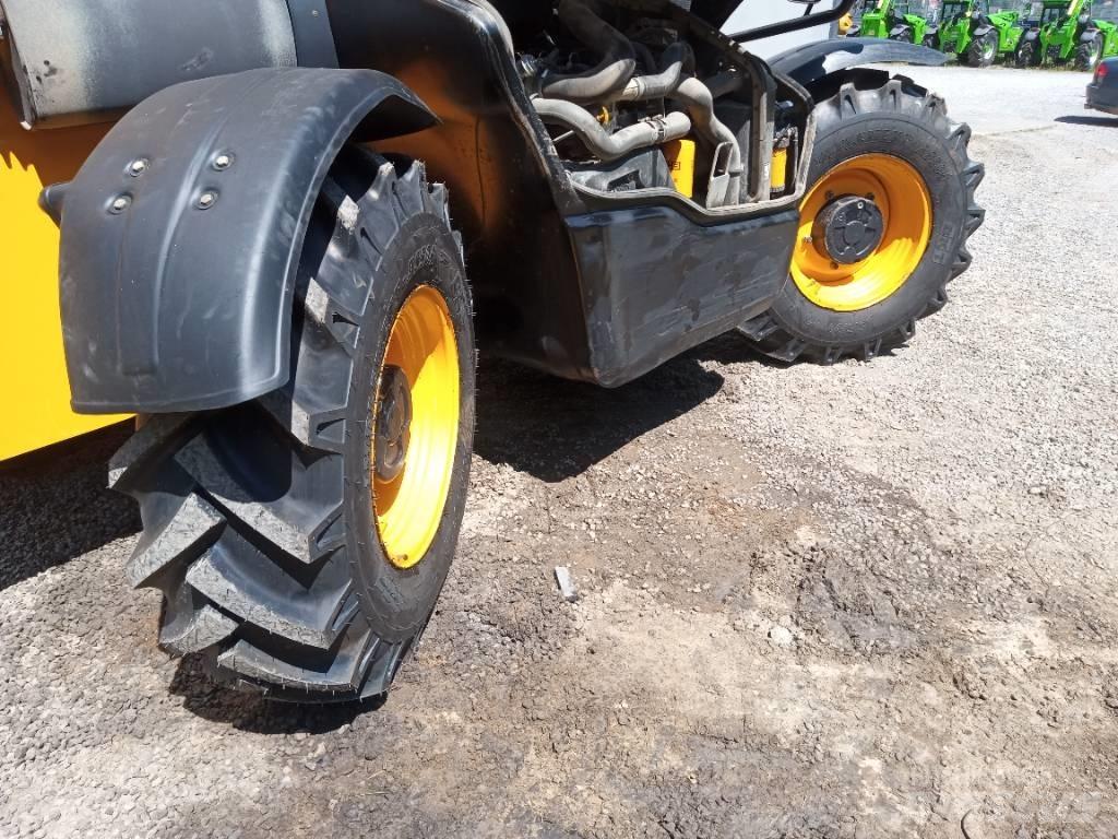 JCB 535-95 Телескопічні навантажувачі