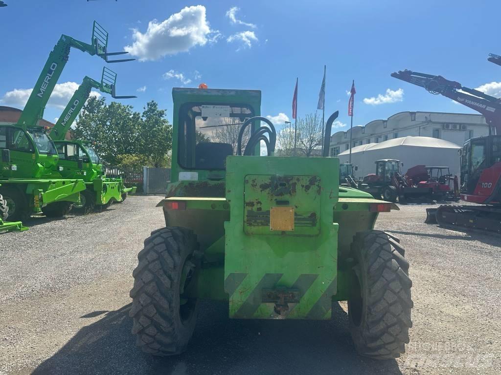 Merlo P 25.9 Телескопічні навантажувачі