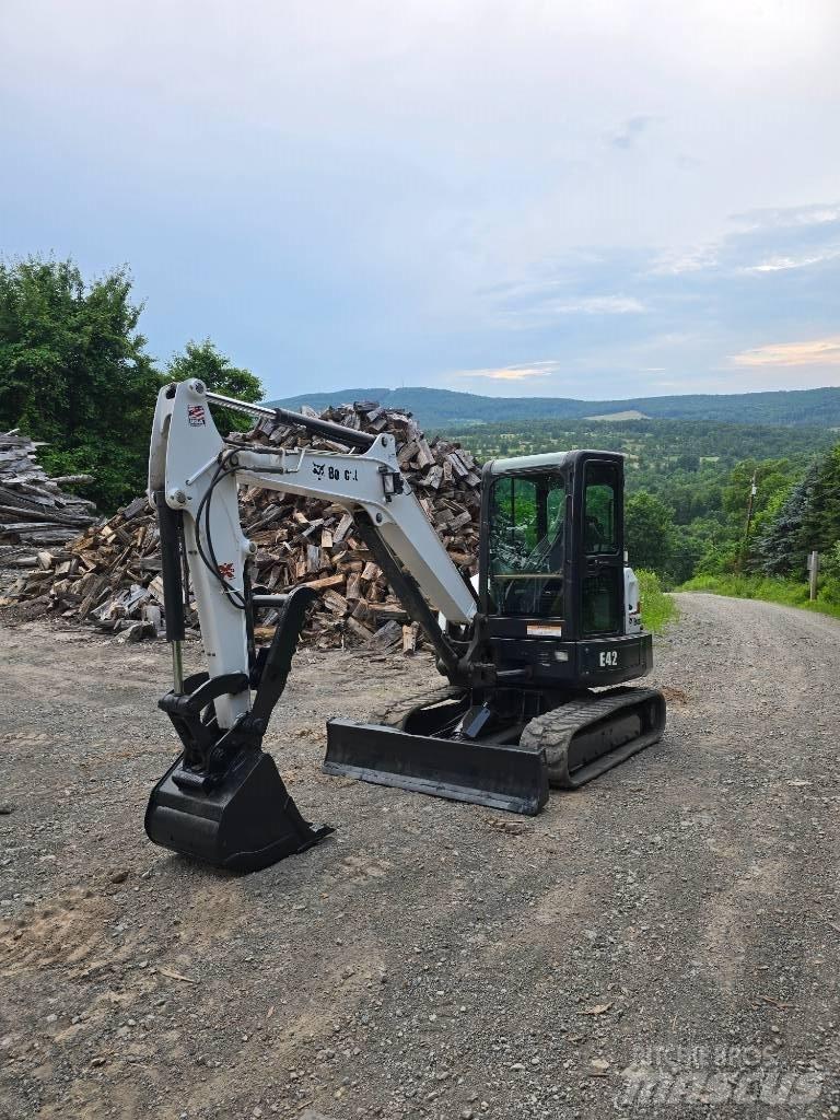 Bobcat E 42 Міні-екскаватори < 7т
