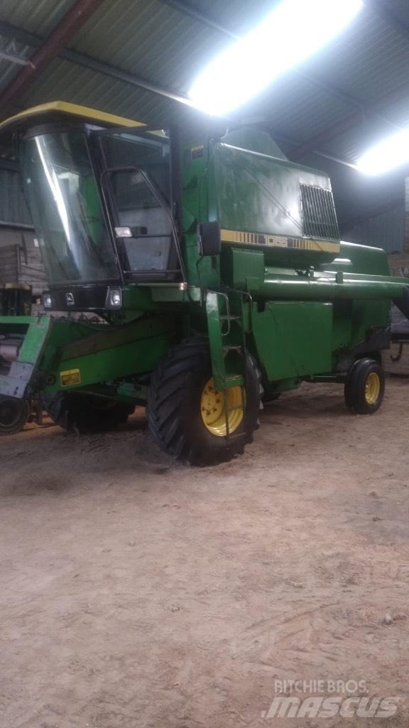 John Deere 1065 Зернозбиральні комбайни