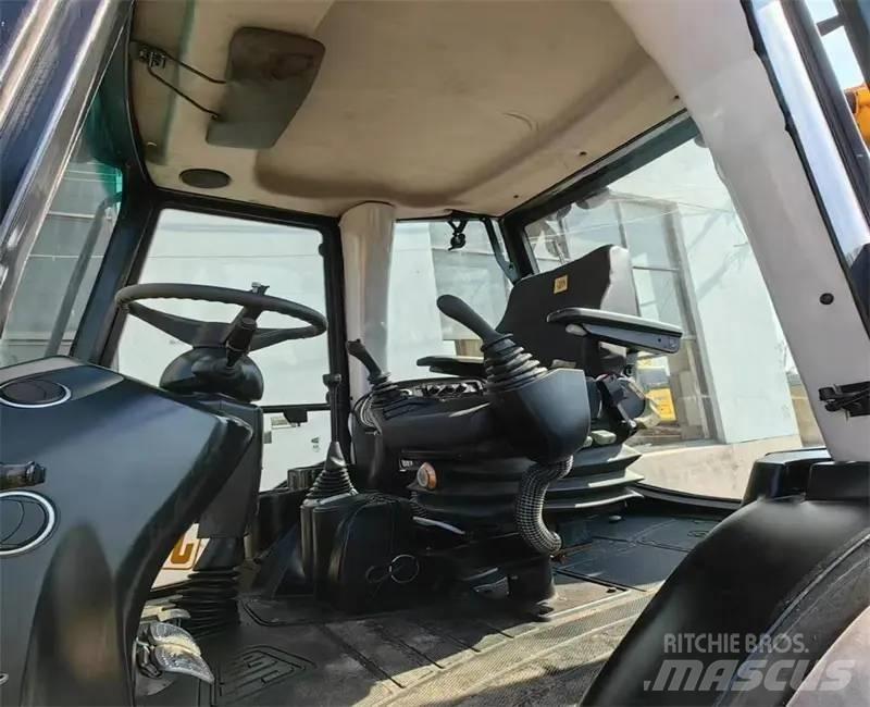 JCB 3CX Екскаватори-навантажувачі