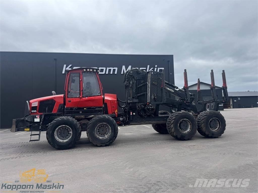 Komatsu 895 Форвардери