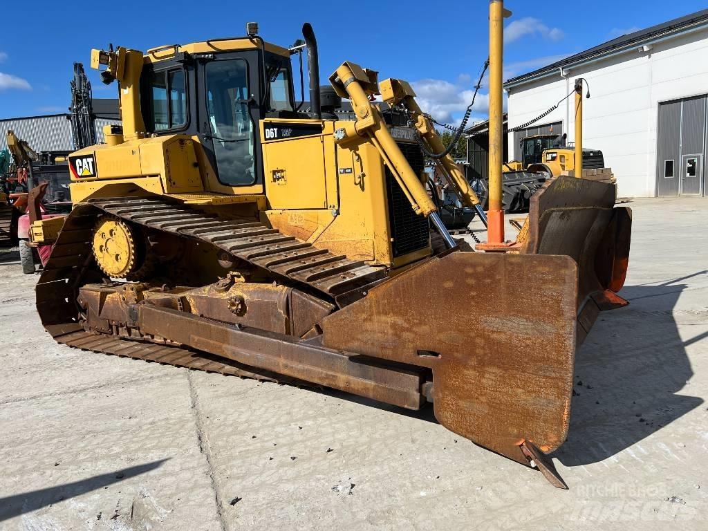 CAT D 6 T LGP Гусеничні бульдозери