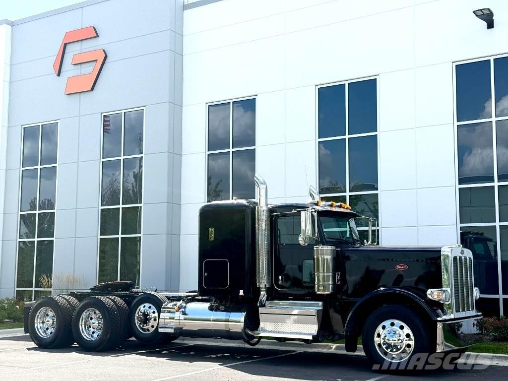 Peterbilt 389 Тягачі