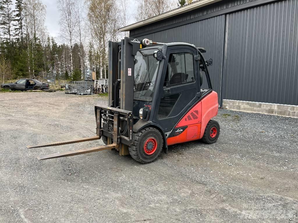 Linde H30D-02 Дизельні навантажувачі