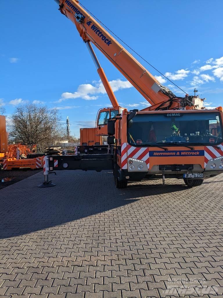 Terex Demag AC 250-5 автокрани