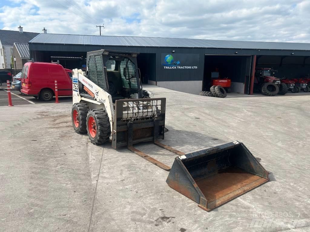 Bobcat 763 Міні-навантажувачі
