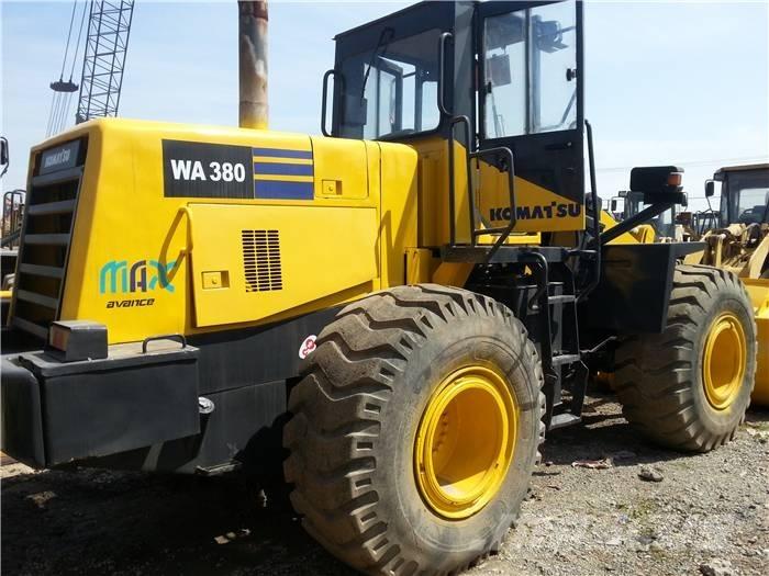 Komatsu WA 380-3 Фронтальні навантажувачі