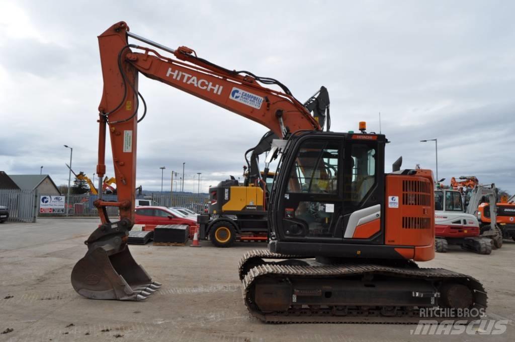 Hitachi ZX 135 US-7 Гусеничні екскаватори